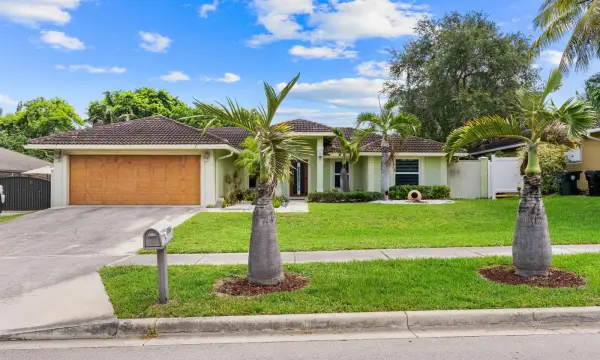 1750 17th Avenue N, Lake Worth Beach, FL 33460