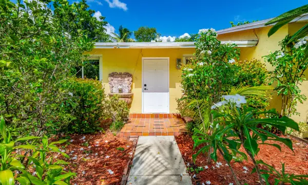 2501 Taylor Street C, Hollywood, FL 33020