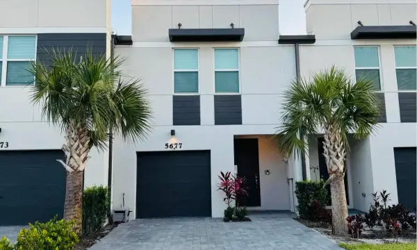 5677 Mentmore Drive 5677, Mangonia Park, FL 33407