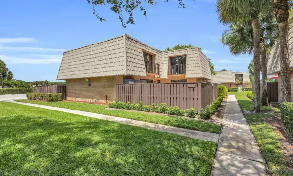 5130 51st Way 5130, West Palm Beach, FL 33409