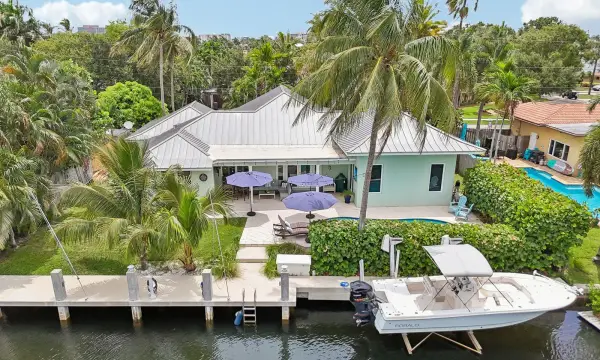 4911 NE 25th Avenue, Lighthouse Point, FL 33064