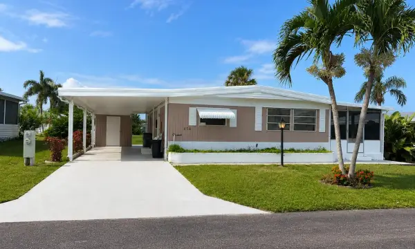 656 Sun Ray Court, Boynton Beach, FL 33436