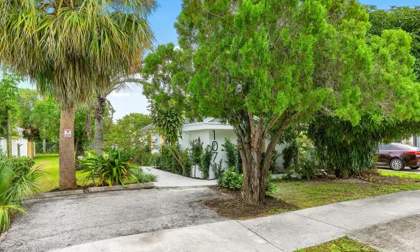107 SW 4th Avenue, Delray Beach, FL 33444