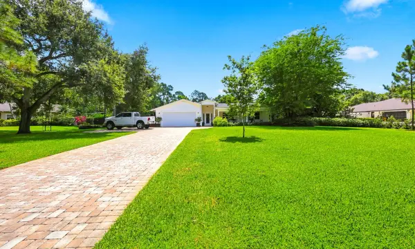10142 Trailwood Circle, Jupiter, FL 33478