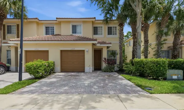 3209 NW 33rd Street, Oakland Park, FL 33309