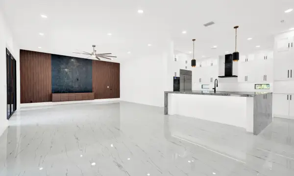 6041 NW 84th Terrace, Parkland, FL 33067