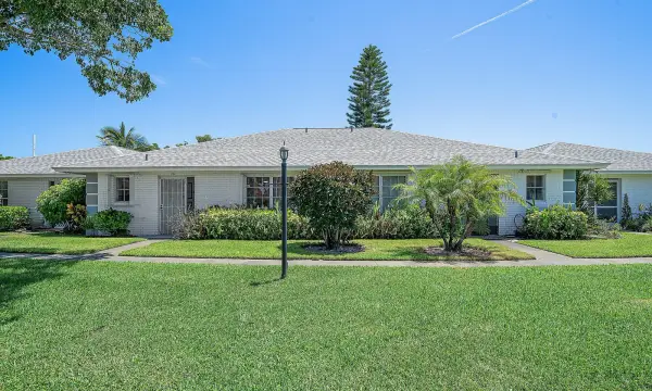 1440 SW 28th Avenue 10, Boynton Beach, FL 33426