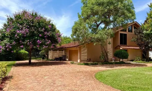 4169 Saint Andrews Drive, Boynton Beach, FL 33436