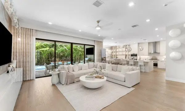 480 42nd Street, West Palm Beach, FL 33407