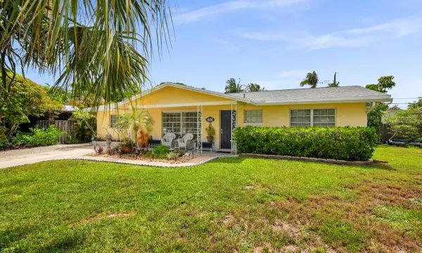 414 Pittsburgh Drive, Jupiter, FL 33458