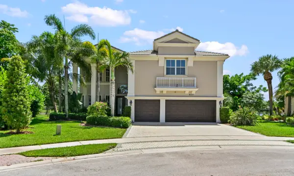 9133 Delemar Court, Wellington, FL 33414
