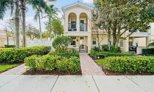 4122 Parkside Drive, Jupiter, FL 33458