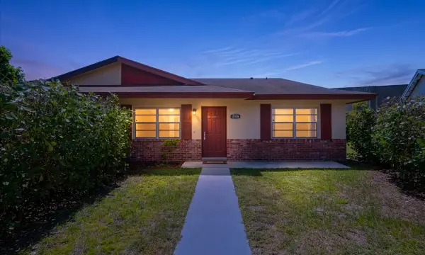 3958 Chapel Street, Palm Beach Gardens, FL 33403