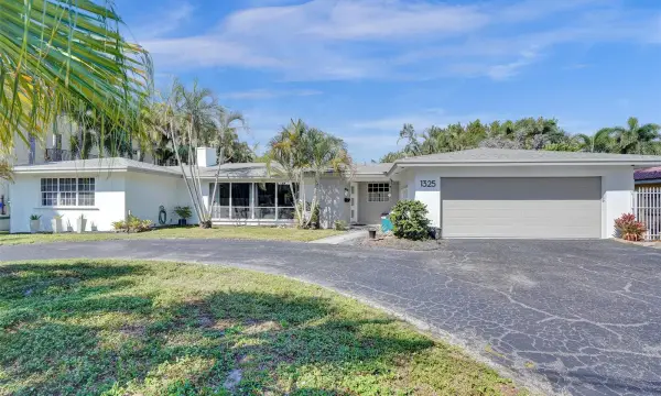 1325 Middle River Drive, Fort Lauderdale, FL 33304