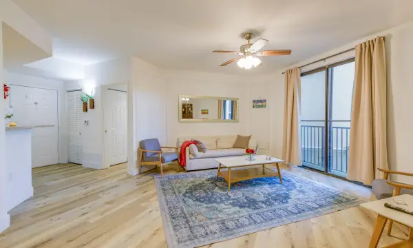 780 S Sapodilla Avenue 206, West Palm Beach, FL 33401