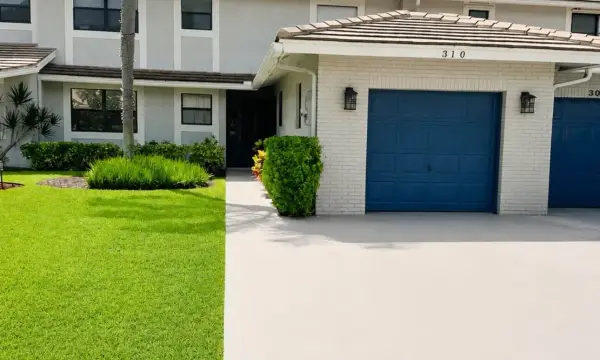 310 Deer Creek Lakeside Way, Deerfield Beach, FL 33442