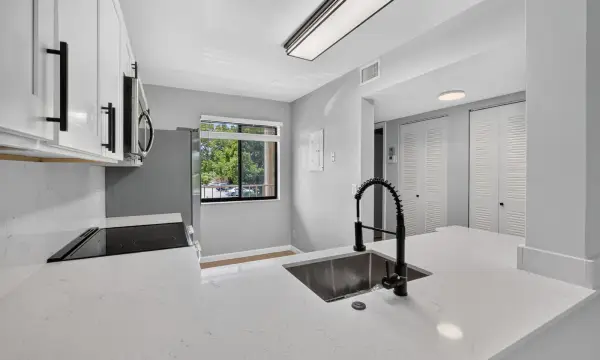 6795 Huntington Lane 201, Delray Beach, FL 33446