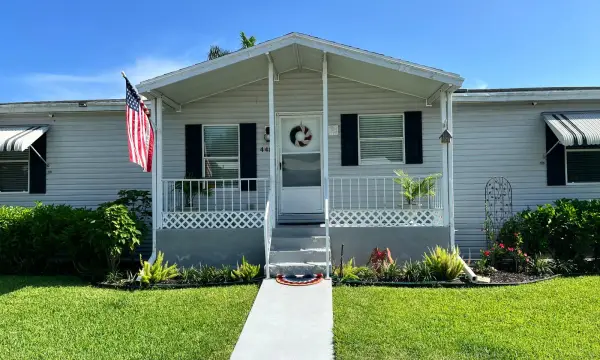 2555 Pga Boulevard #448, Palm Beach Gardens, FL 33410