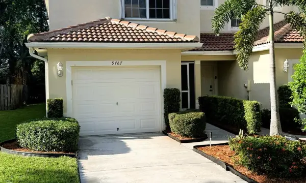 9767 Porta Leona Lane, Boynton Beach, FL 33472