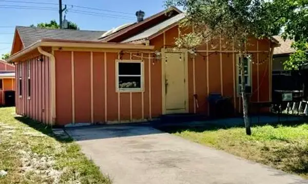 1009 S Pine Street, Lake Worth Beach, FL 33460