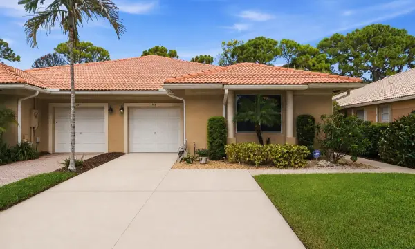 368 W Coral Trace Circle, Delray Beach, FL 33445