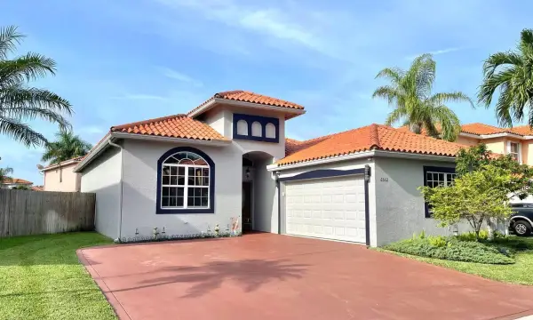 6562 Geneva Street, Lake Worth, FL 33467