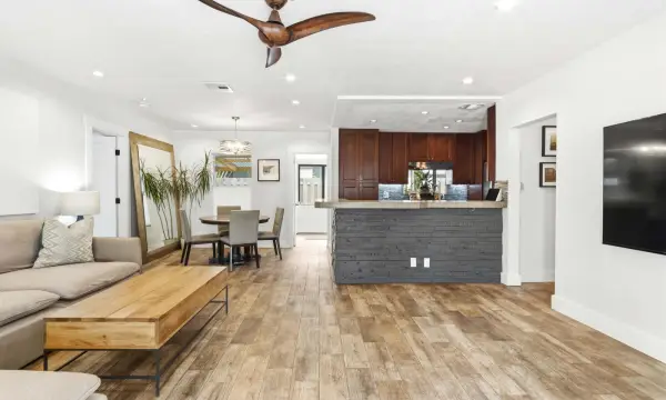 1400 NE 17th Avenue, Fort Lauderdale, FL 33304