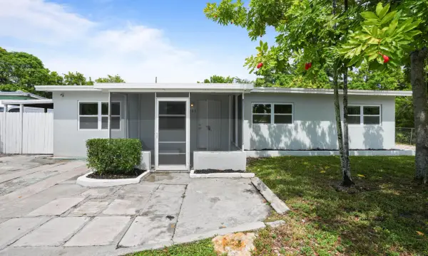 1751 Lauderdale Manor Drive, Fort Lauderdale, FL 33311