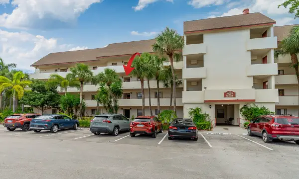 12524 Shoreline Drive 302, Wellington, FL 33414