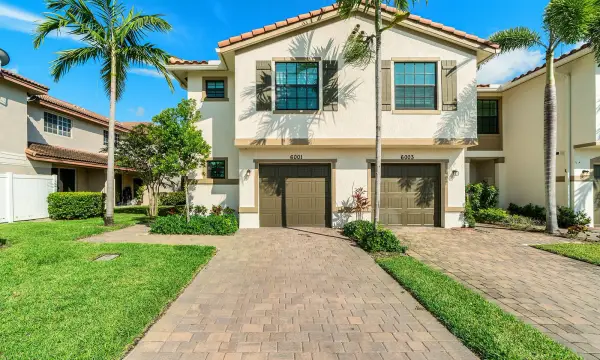 6001 Woods Edge Circle, Riviera Beach, FL 33410