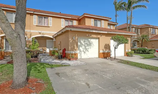 3070 Waddell Avenue, West Palm Beach, FL 33411
