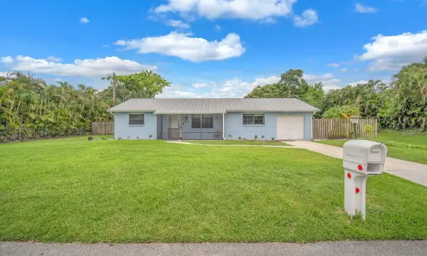 9240 Honeywell Road, Lake Worth, FL 33467