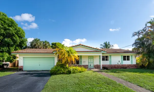 7321 NW 14th Street, Plantation, FL 33313