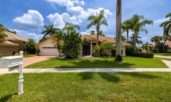 10582 Maple Chase Drive, Boca Raton, FL 33498