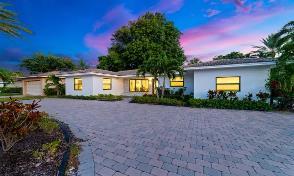 324 Bamboo Road, Palm Beach Shores, FL 33404