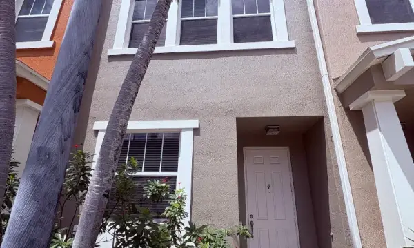1740 San Benito Way 4, West Palm Beach, FL 33401