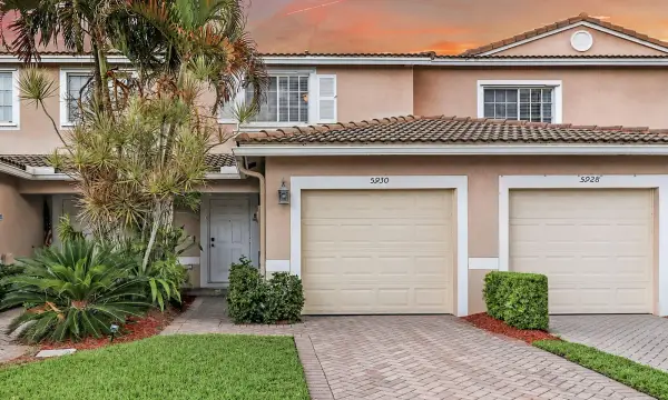 5930 Royal Way, Tamarac, FL 33321