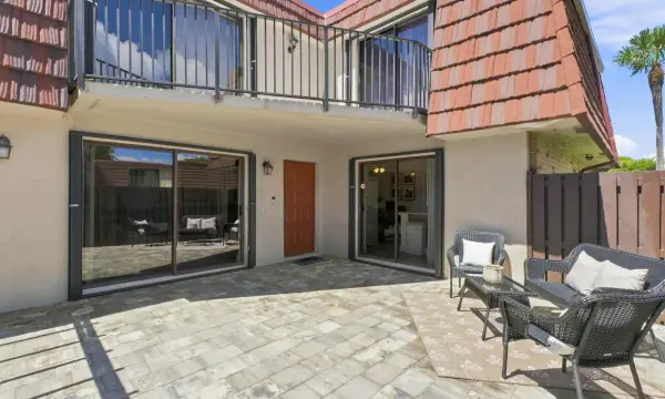 8554 Boca Rio Drive, Boca Raton, FL 33433
