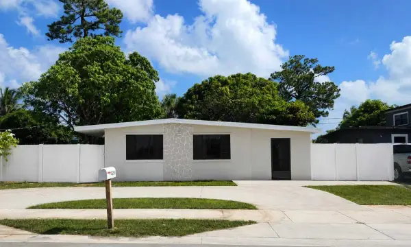 5536 Purdy Lane, West Palm Beach, FL 33415