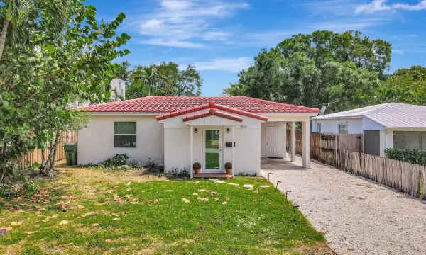 420 SW 13th Street, Fort Lauderdale, FL 33315
