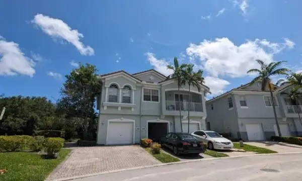 3189 Laurel Ridge Circle, Riviera Beach, FL 33404