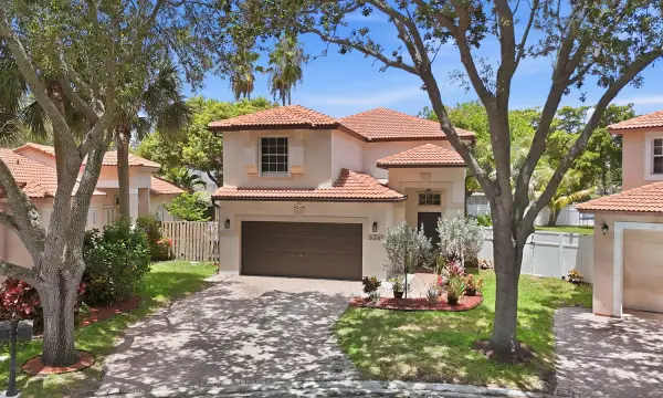 6261 NW 38th Drive, Coral Springs, FL 33067
