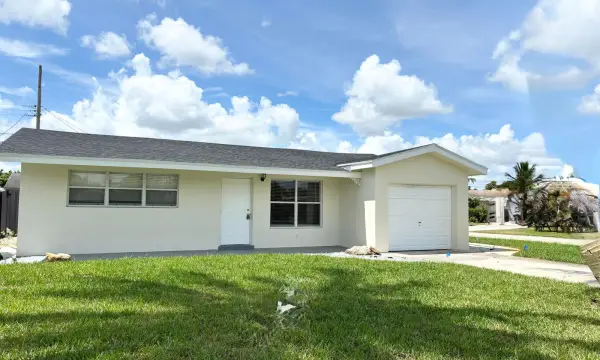 1142 Garnett Street, Lantana, FL 33462