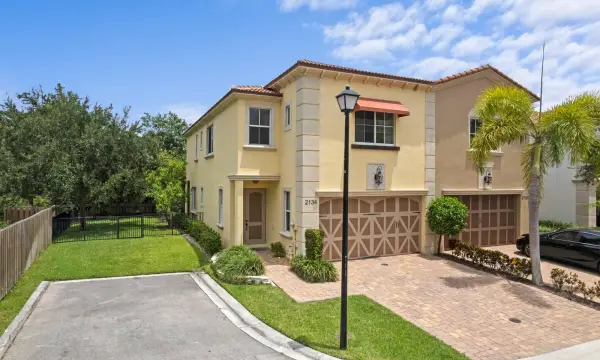 2134 Sabal Tree Court, West Palm Beach, FL 33411