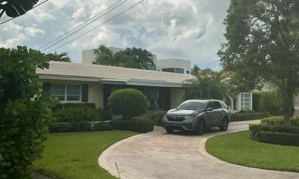 210 Palm Trail, Delray Beach, FL 33483