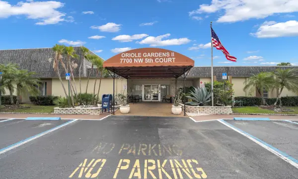 7805 NW 5th Court 206, Margate, FL 33063
