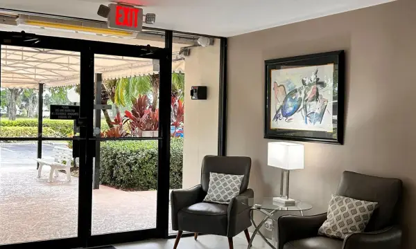 2851 S Palm Aire Drive 405, Pompano Beach, FL 33069