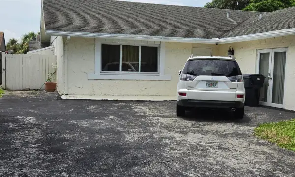 7520 SW 6th Court SW, North Lauderdale, FL 33068