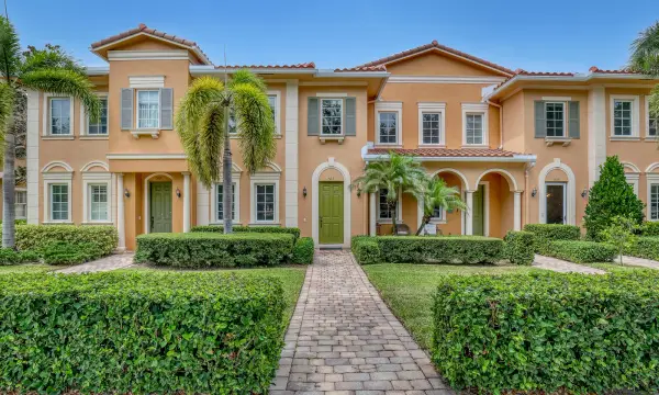 563 Dakota Drive, Jupiter, FL 33458