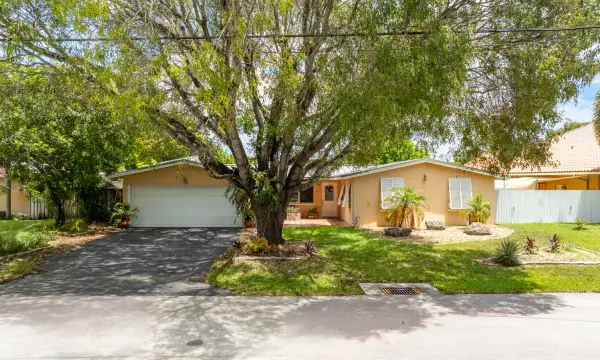1601 NE 48th Court, Oakland Park, FL 33334